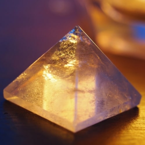 Kristall pyramid